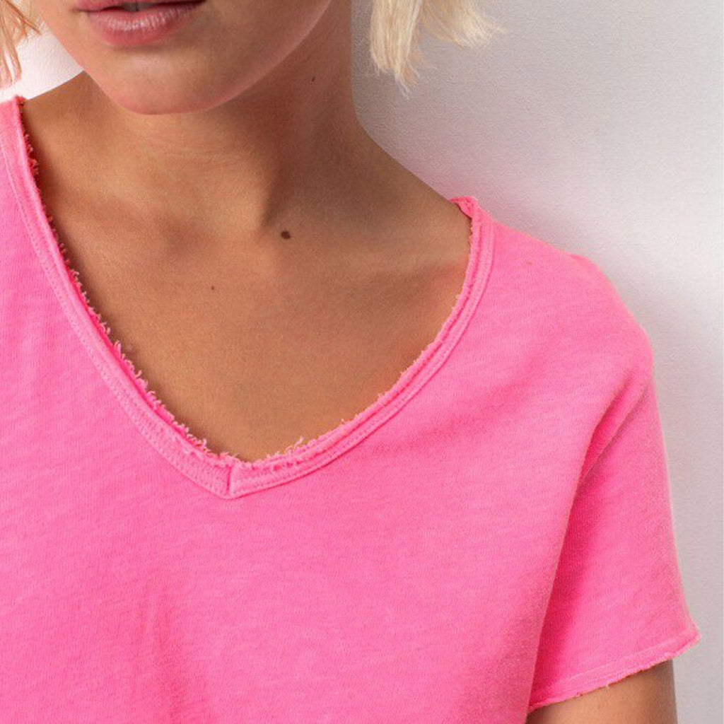 American Vintage Sonoma Cotton V Neck Tee - FLURO Acid Pink - Collector Store